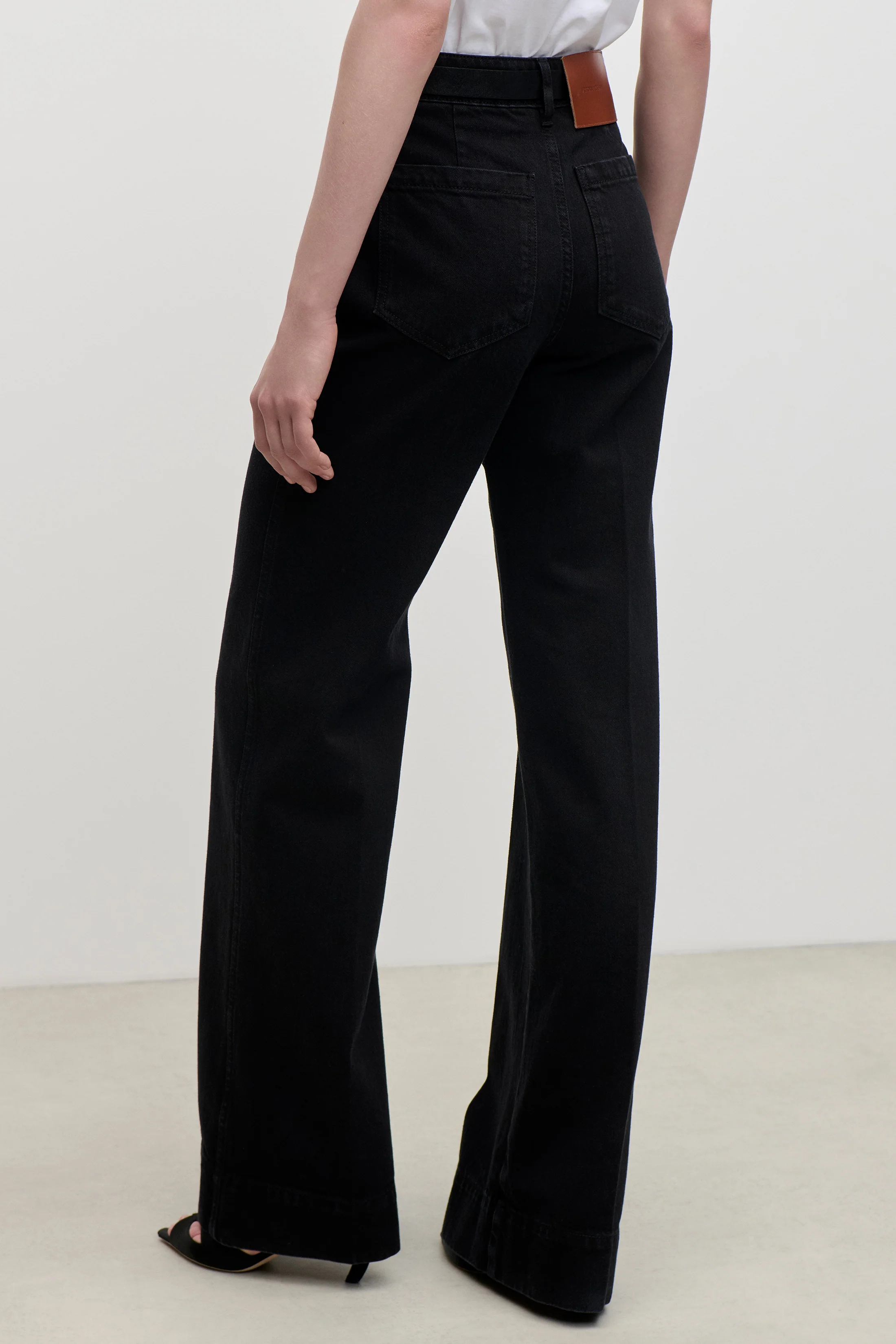 Alina Jean In Washed Black - Image 4