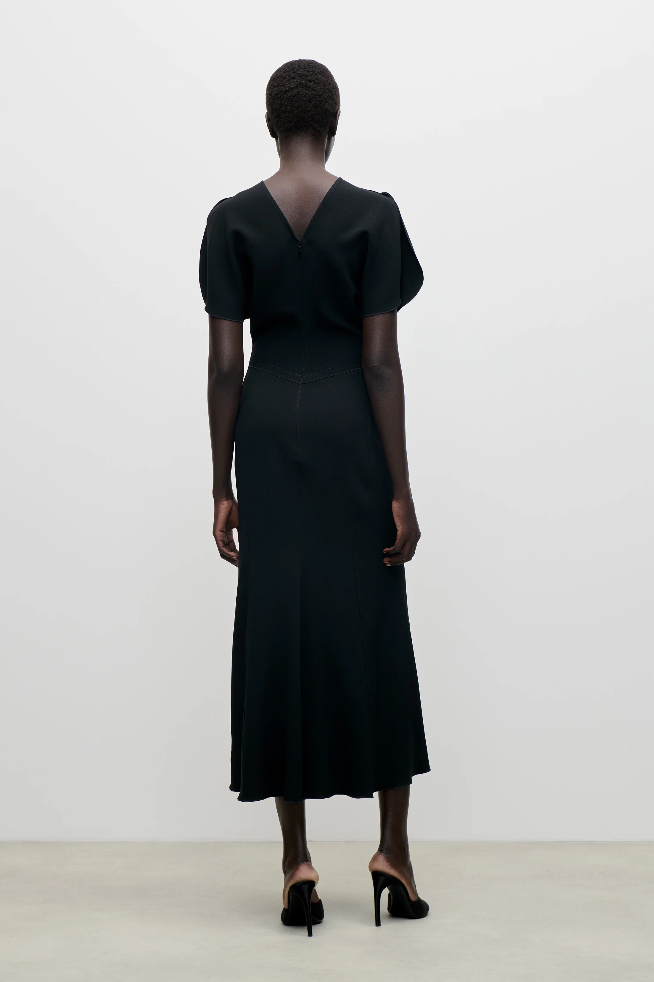 Bela Midi Dress In Black - Image 3