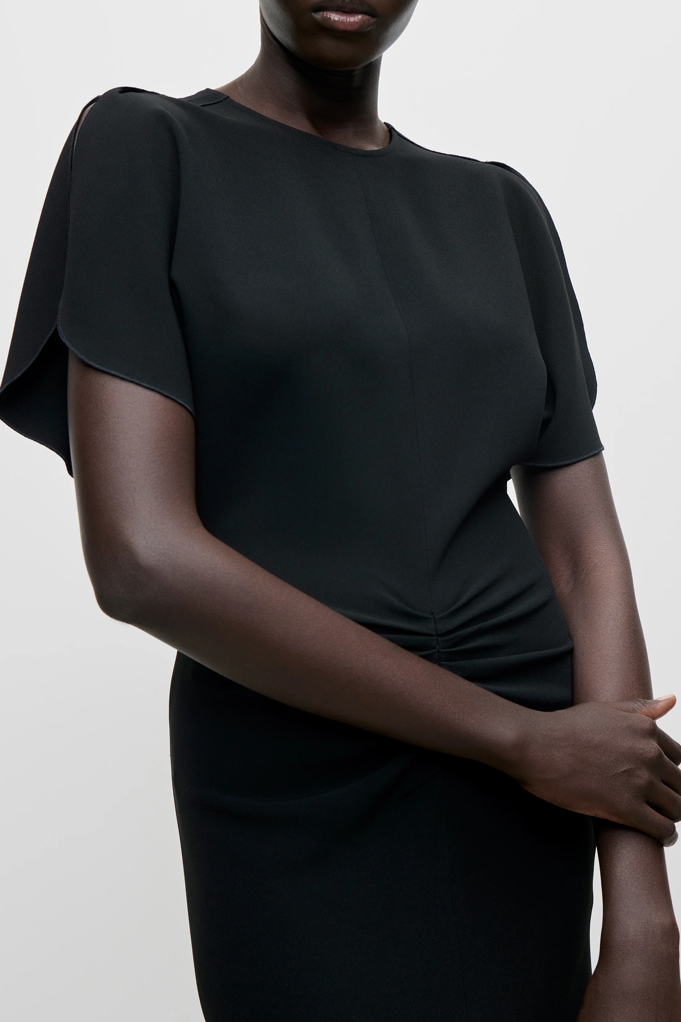 Bela Midi Dress In Black - Image 4