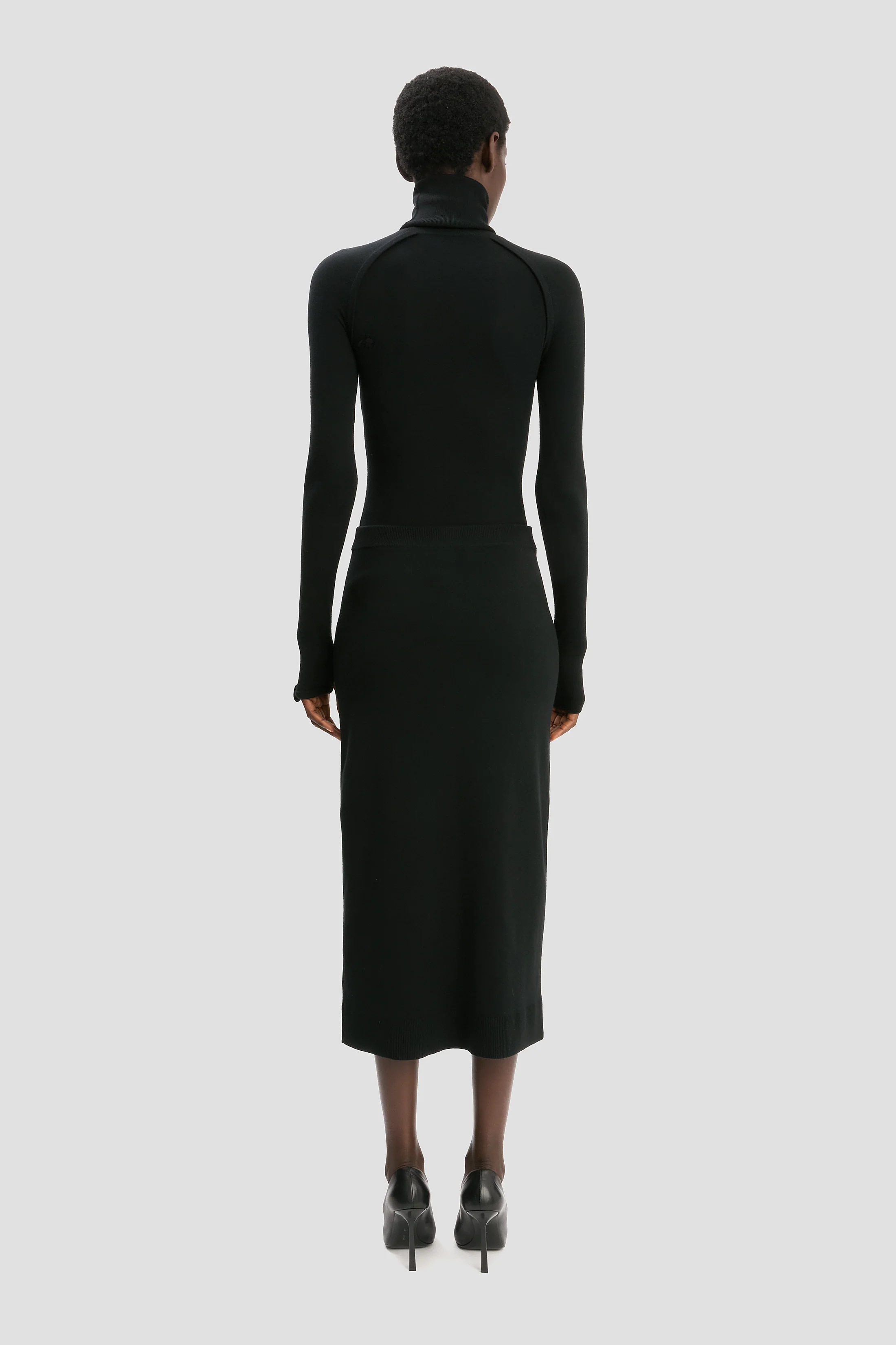 Button Midi Skirt In Black - Image 4