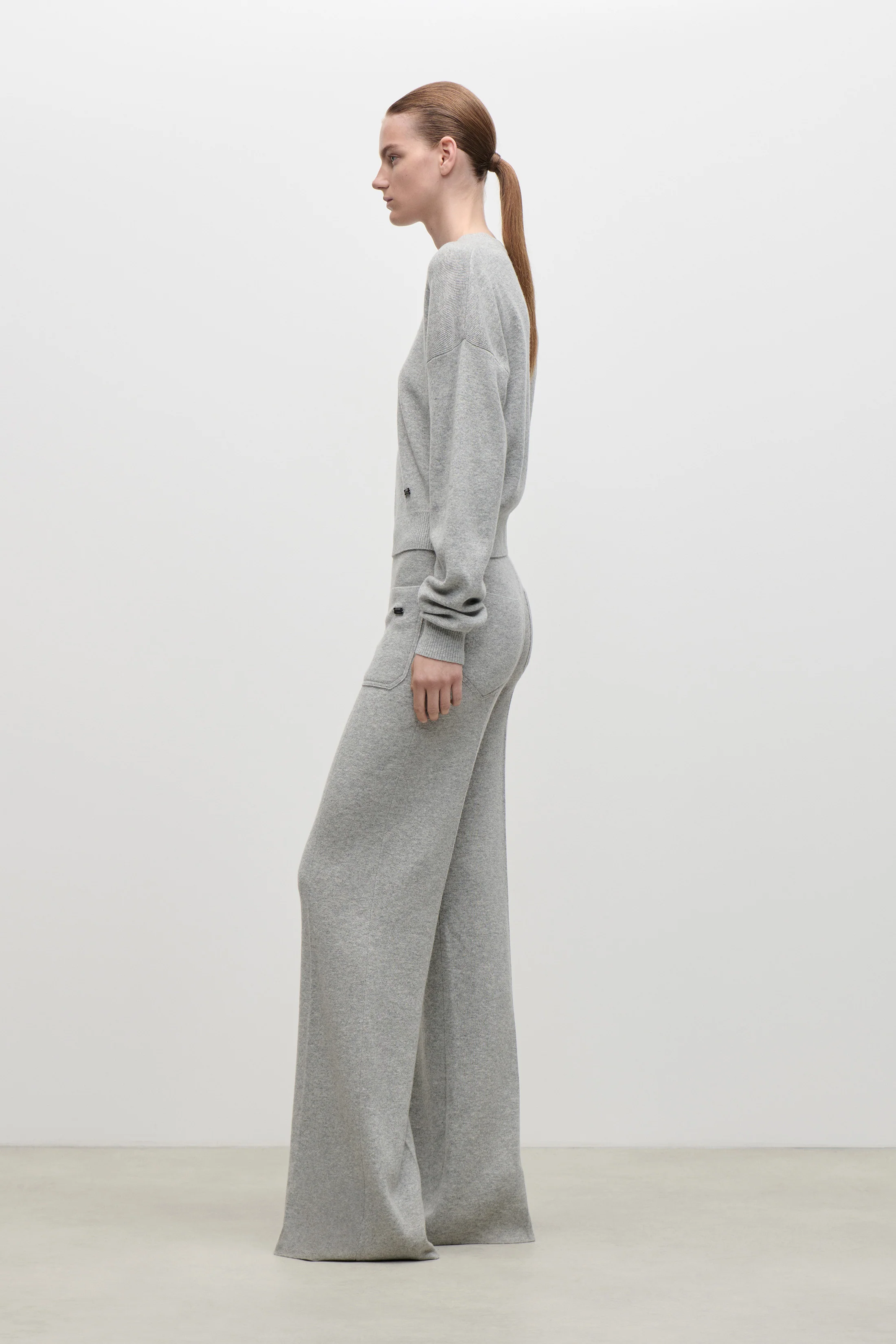 Luna Jumper In Light Grey - Image 3