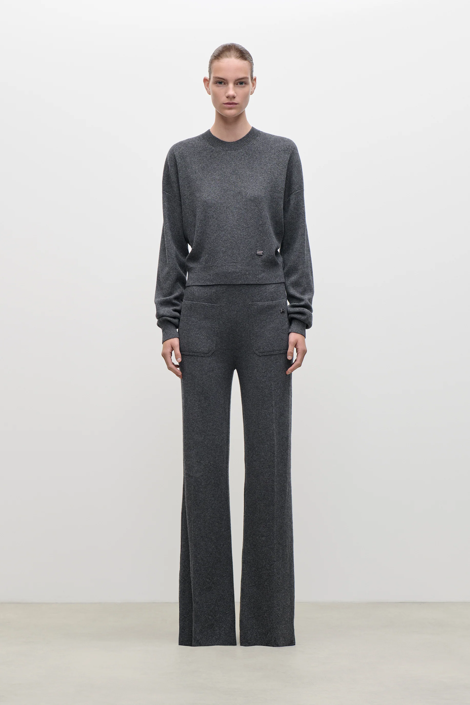 Alina Knitted Trouser In Dark Grey