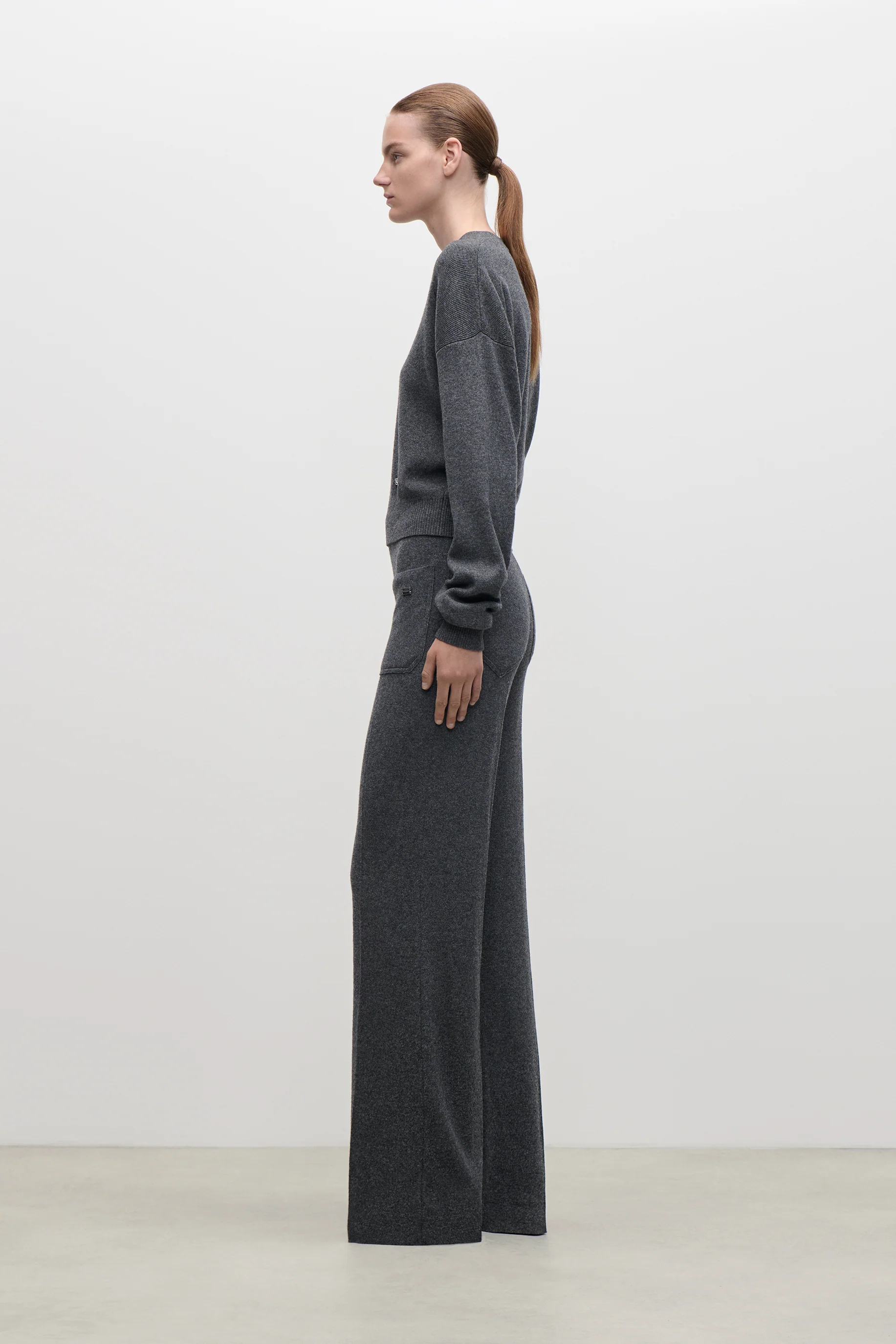 Alina Knitted Trouser In Dark Grey - Image 2