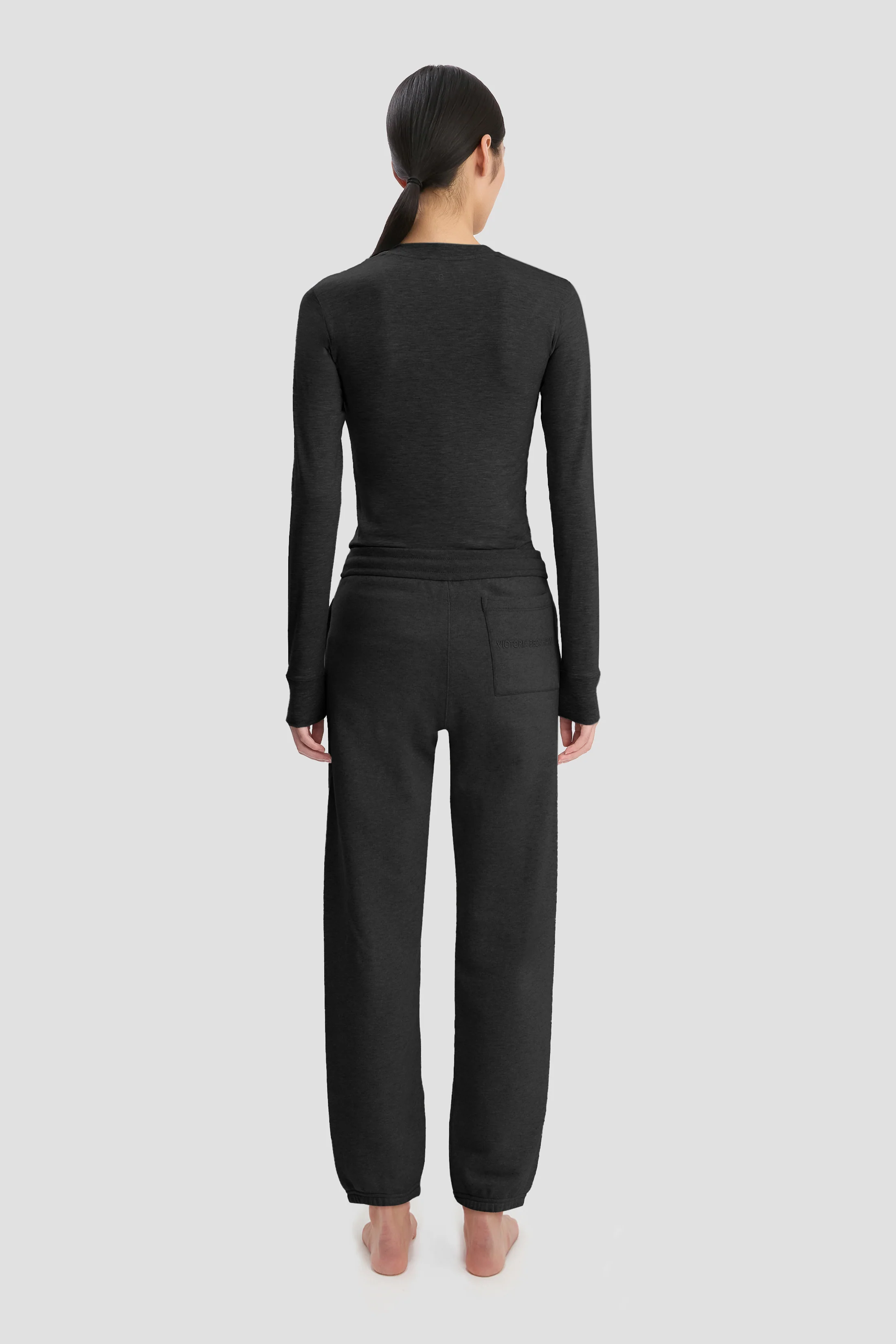 Long Sleeve T-Shirt In Black - Image 4