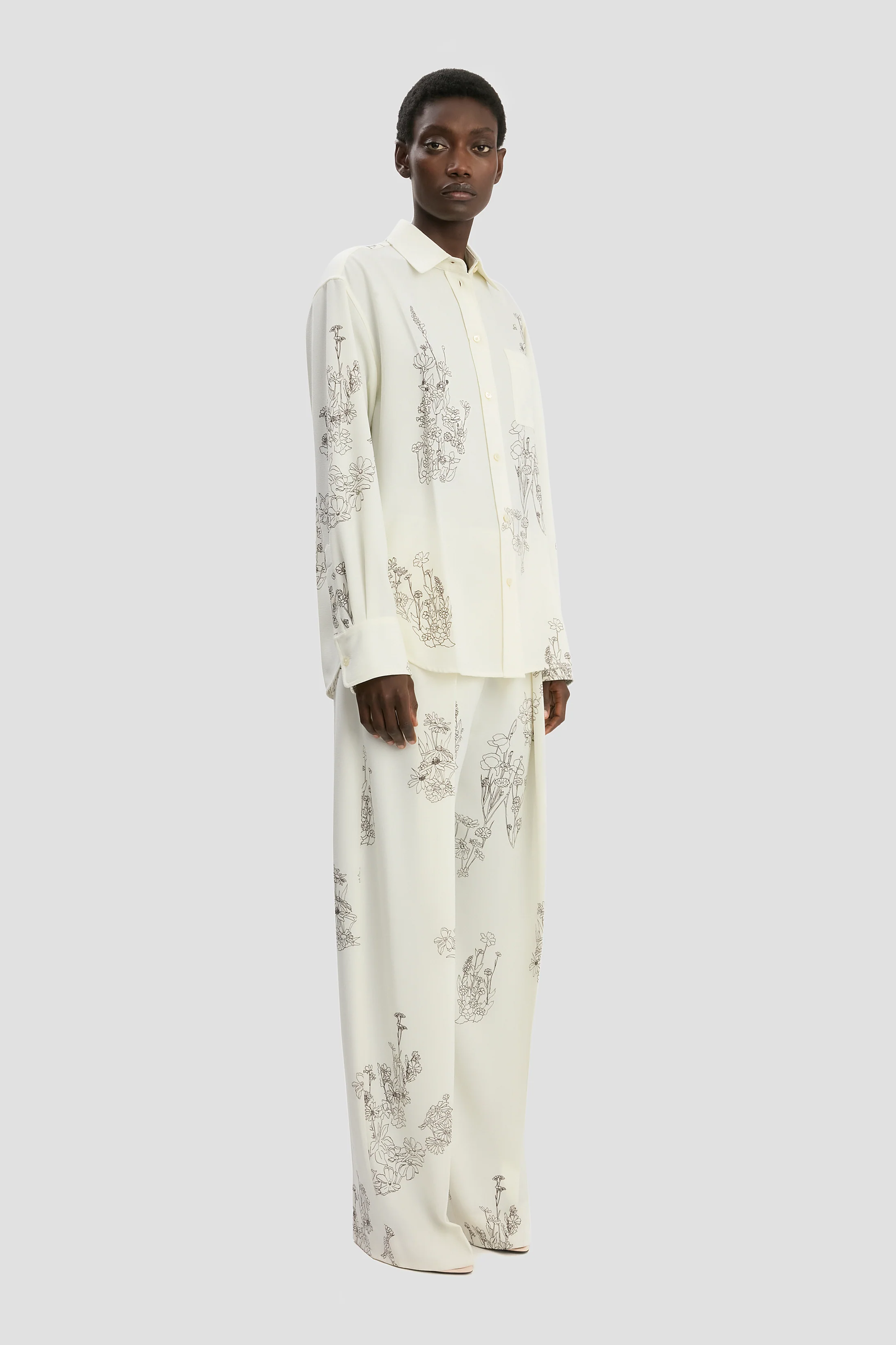 Pyjama Shirt In Off-White Floral Print - Image 2