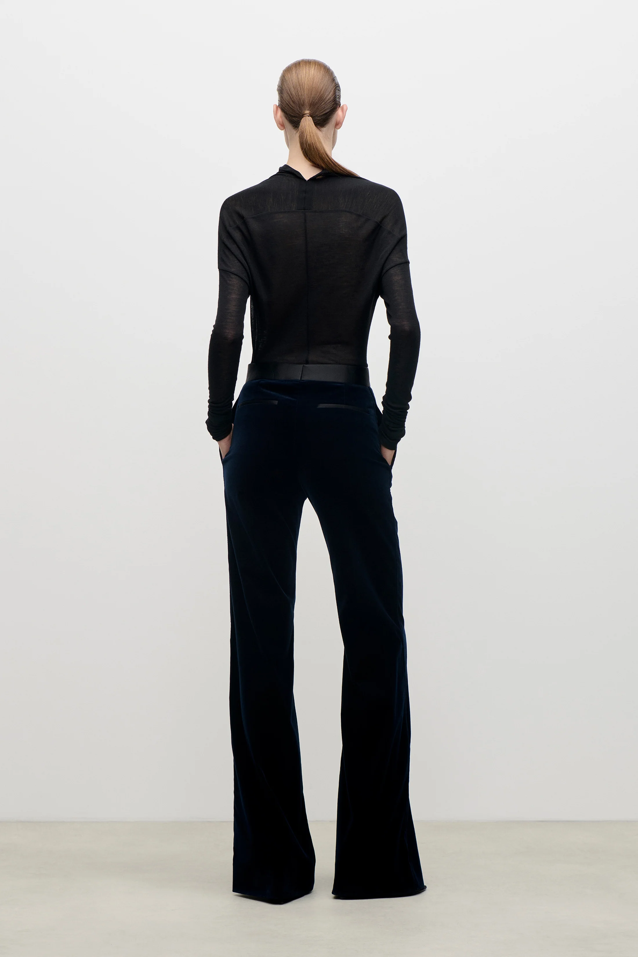 Alina Trouser In Midnight Velvet - Image 3