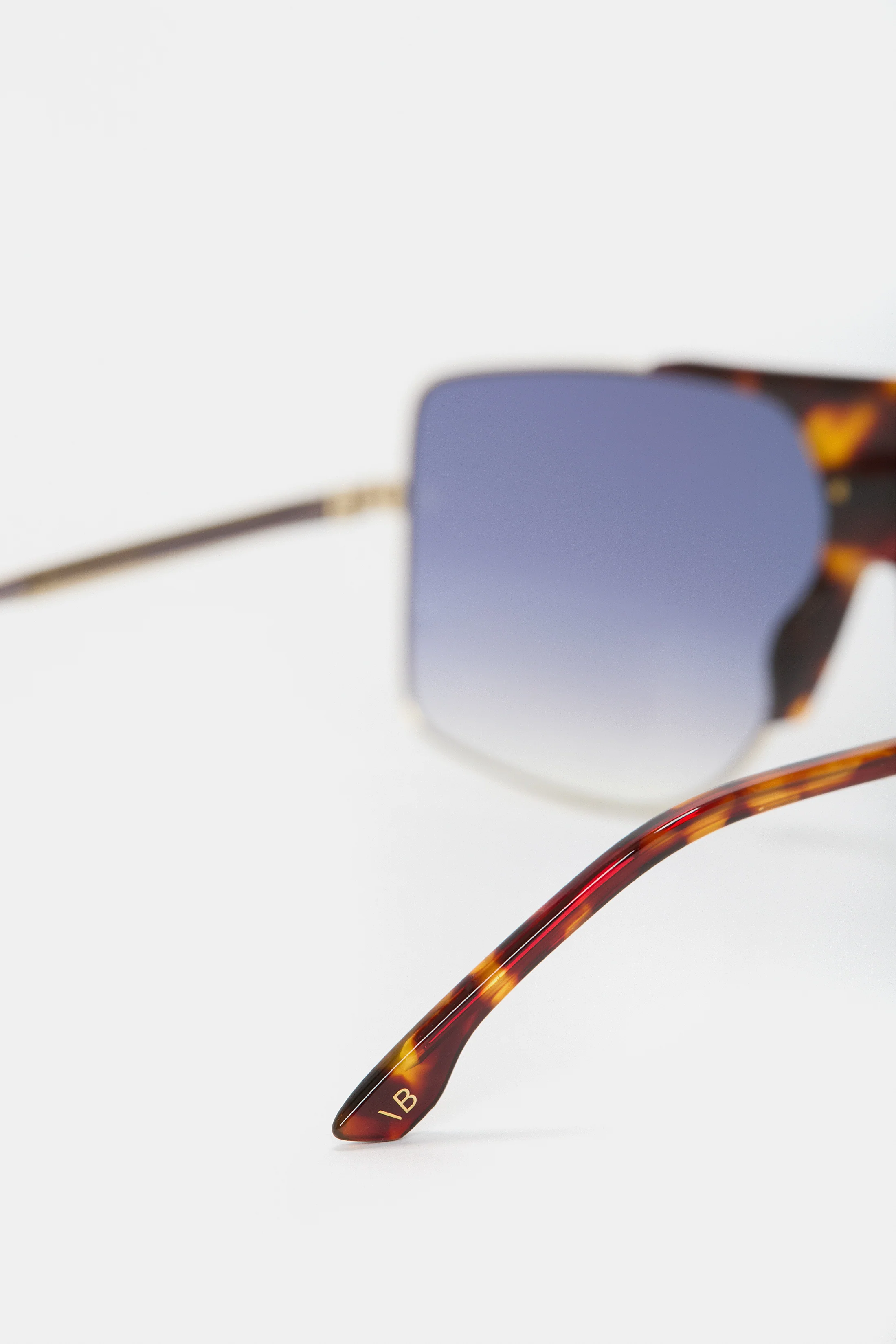 Oversized Metal And Acetate Frame In Gold Havana - Image 6