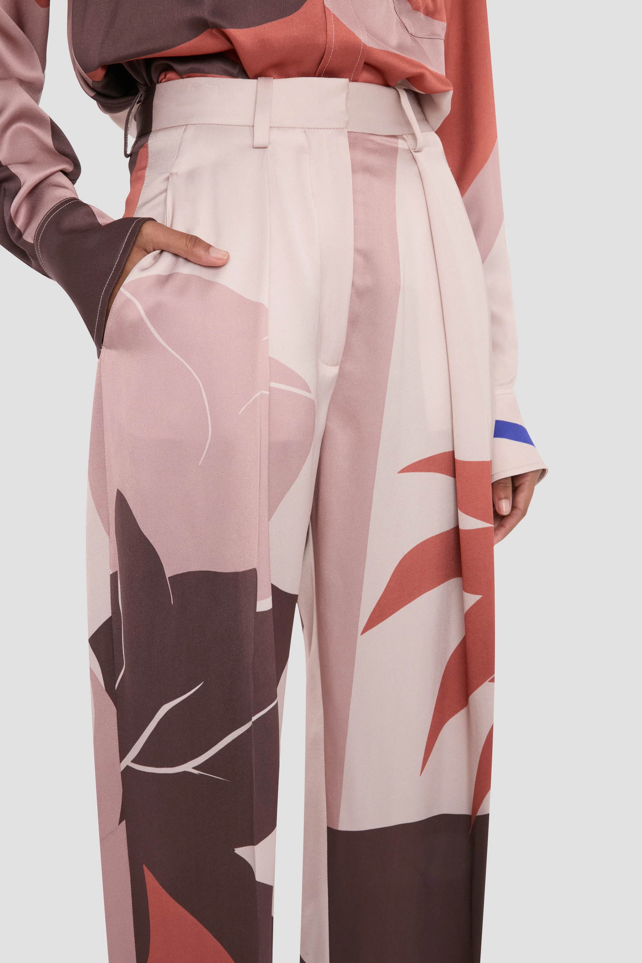 Cecilia Trouser In Abstract Earth Print - Image 3